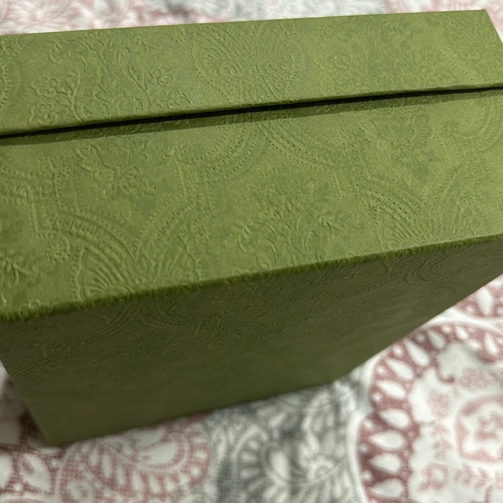 🆕 Gucci Box!! - Picture 10 of 13